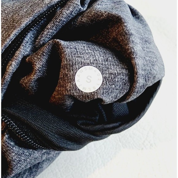 Lululemon T.H.E. Shorts Linerless 9" Heather Texture Printed Greyt Deep Coal S - Picture 5 of 7